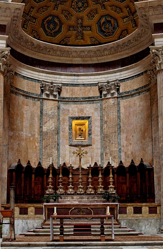 Altar; Icon